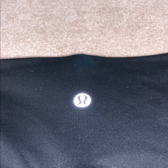 Lululemon Wunderunder Capris - Picture 2 of 2